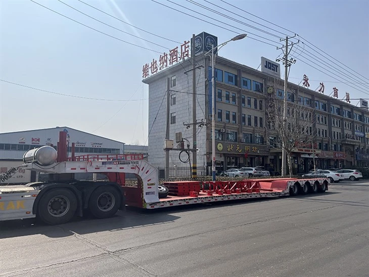 Lowboy treiler